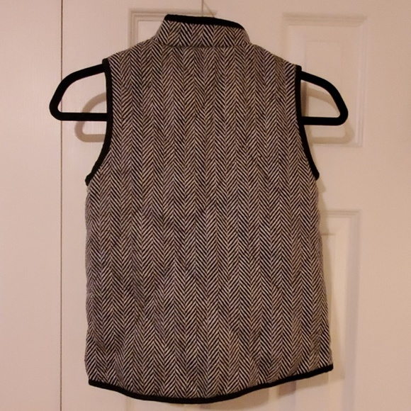 Pomelo Herringbone Chevron Quilted Winter Vest - Picture 2 of 6